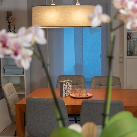 #1 Modernes Zimmer Mit Pool Und Garten 梅明根 外观 照片