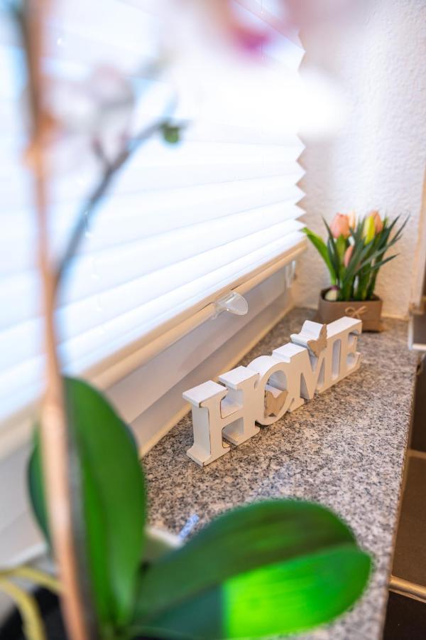 #1 Modernes Zimmer Mit Pool Und Garten 梅明根 外观 照片